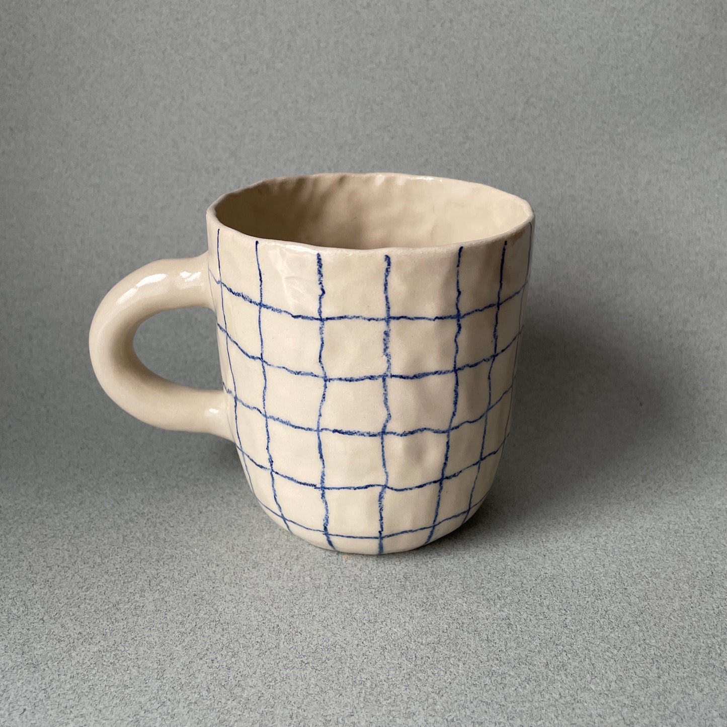 blue grid mug